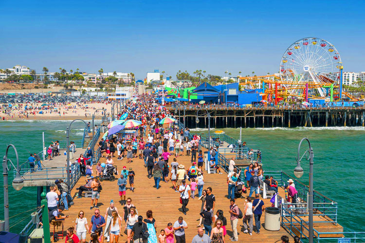 Los Angeles Tour visiting Santa Monica Pier and Pacific Park on the Grand LA Tour